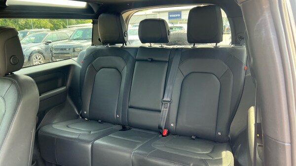 Used Land Rover Defender 2024 for sale - 75466187: Photo 4