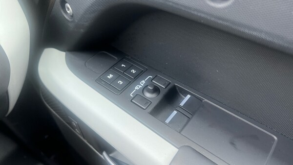 Used Land Rover Defender 2024 for sale - 75466187: Photo 54