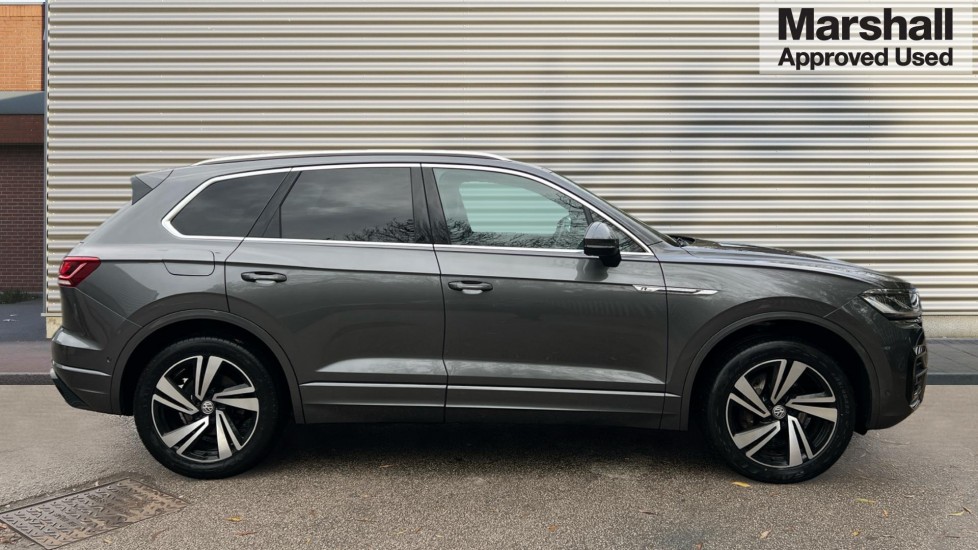 Used Volkswagen Touareg 2019 for sale - 76145972: Photo 2