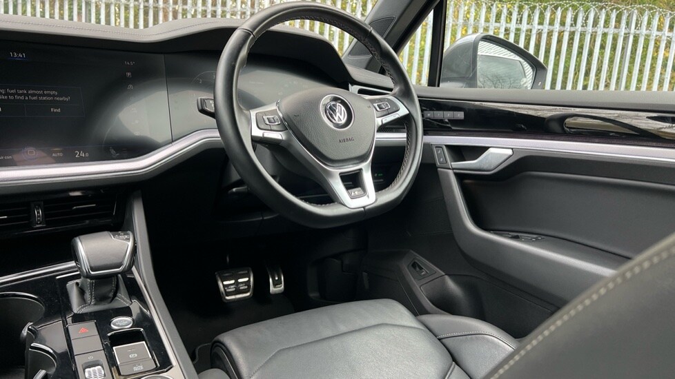 Used Volkswagen Touareg 2019 for sale - 76145972: Photo 47