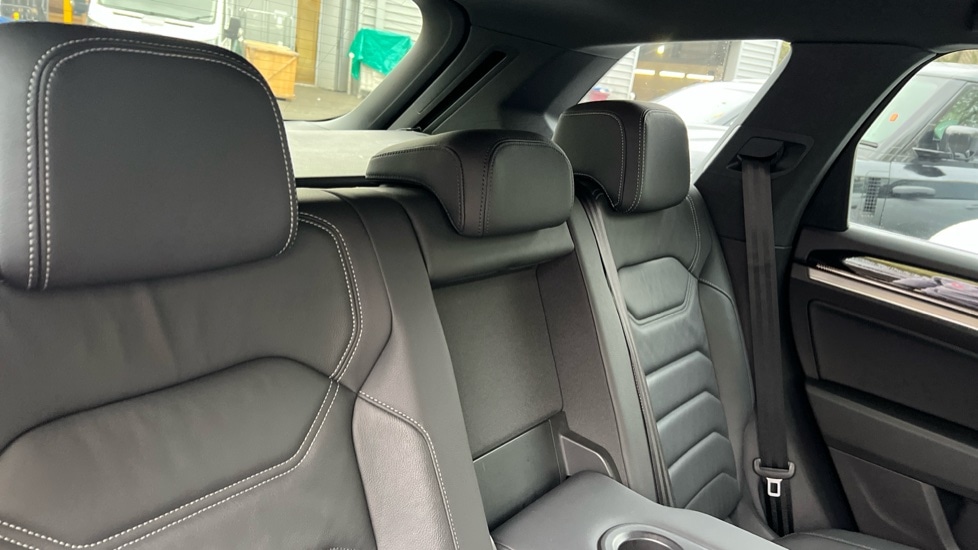 Used Volkswagen Touareg 2019 for sale - 76145972: Photo 49