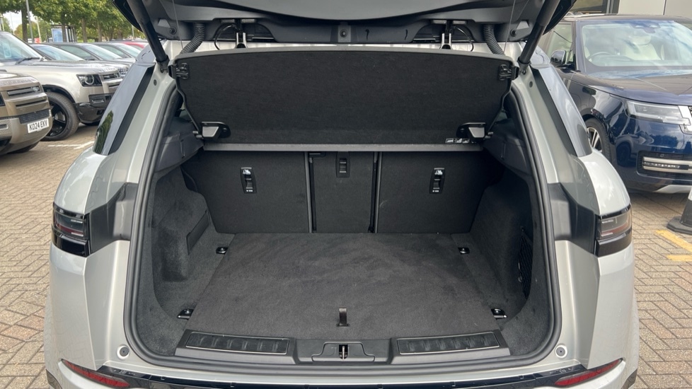 Used Land Rover Range Rover Evoque 2025 for sale - 76393539: Photo 10