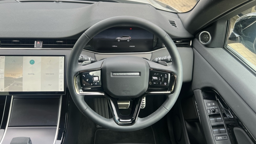 Used Land Rover Range Rover Evoque 2025 for sale - 76393539: Photo 15