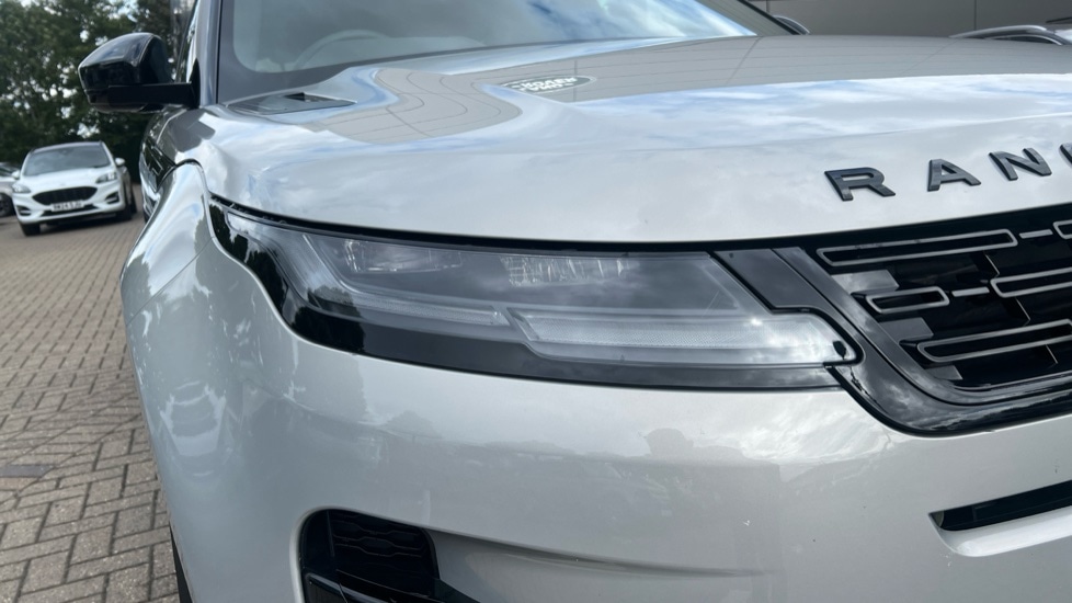 Used Land Rover Range Rover Evoque 2025 for sale - 76393539: Photo 17