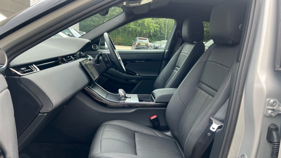 Used Land Rover Range Rover Evoque 2025 for sale - 76393539: Photo 3