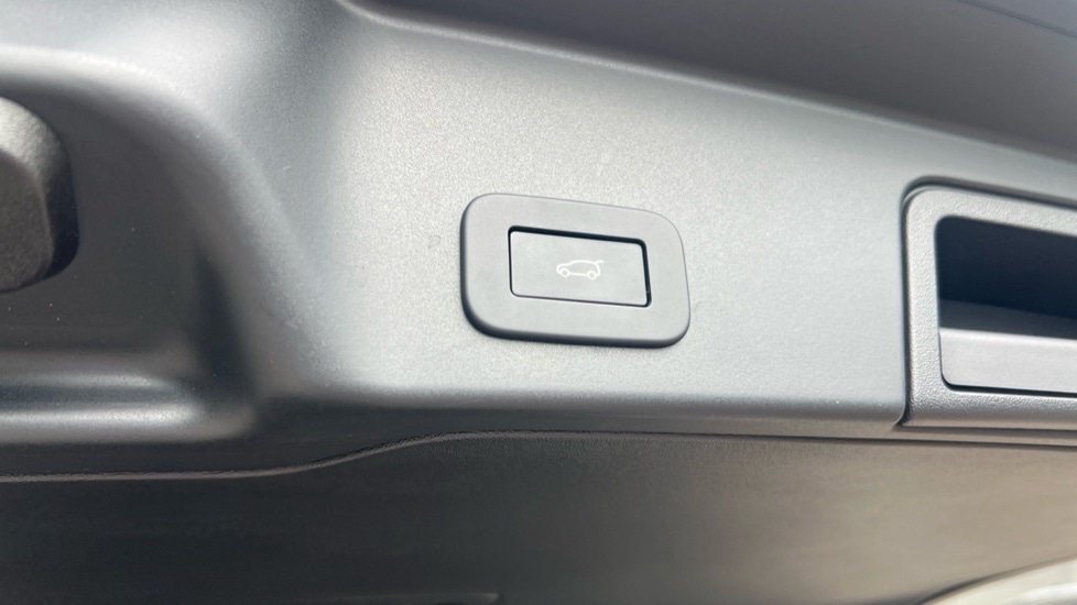 Used Land Rover Range Rover Evoque 2025 for sale - 76393539: Photo 35