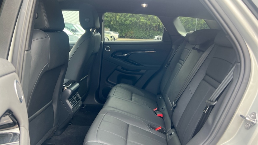 Used Land Rover Range Rover Evoque 2025 for sale - 76393539: Photo 4