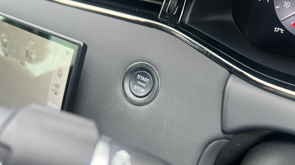 Used Land Rover Range Rover Evoque 2025 for sale - 76393539: Photo 53