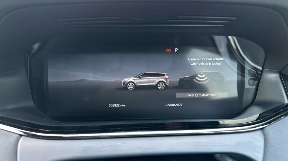 Used Land Rover Range Rover Evoque 2025 for sale - 75984682: Photo 16