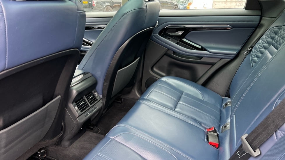 Used Land Rover Range Rover Evoque 2021 for sale - 76007811: Photo 4