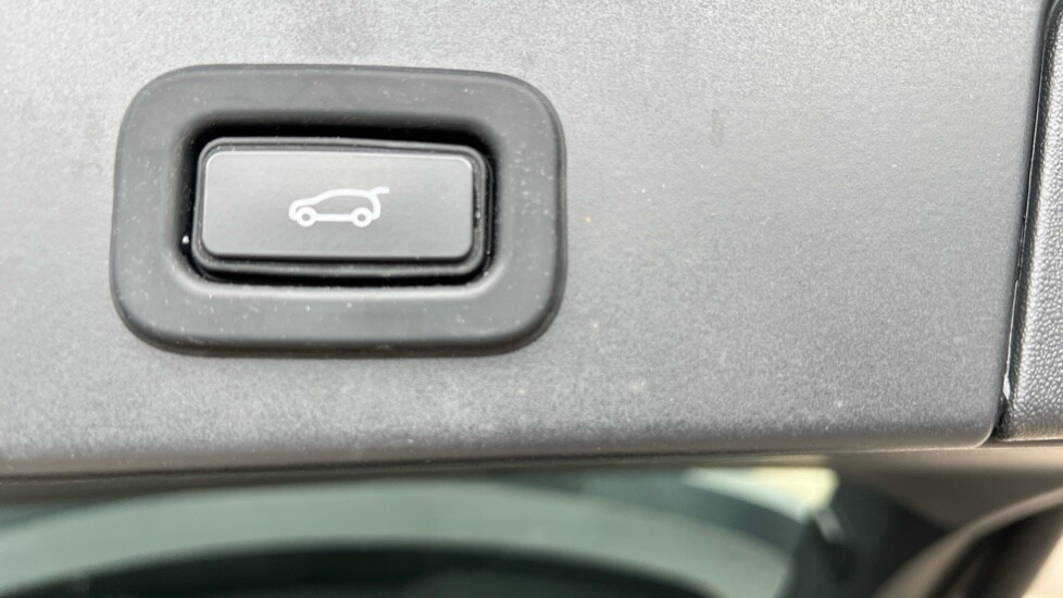 Used Land Rover Range Rover Evoque 2021 for sale - 76007811: Photo 41