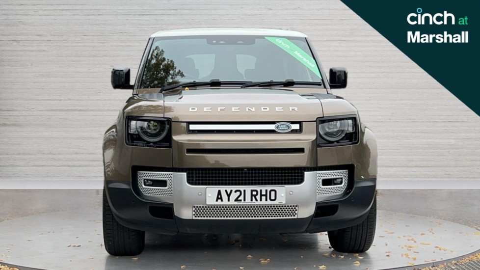 Used Land Rover Defender 2021 for sale - 76871112: Photo 8