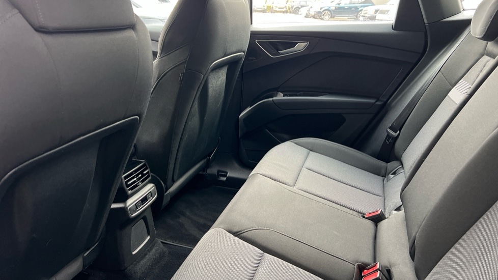 Used Audi Q4 e-tron 2023 for sale - 76261612: Photo 14
