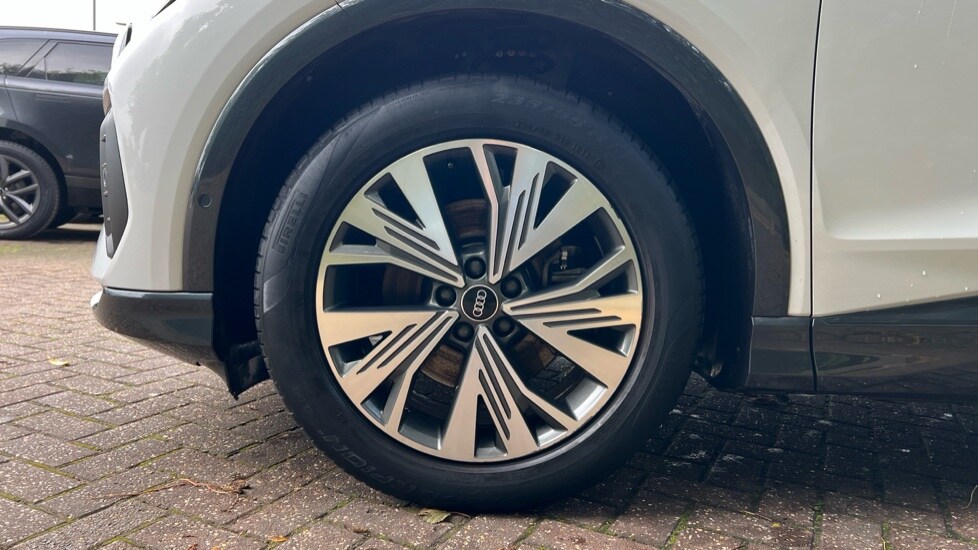 Used Audi Q4 e-tron 2023 for sale - 76261612: Photo 17