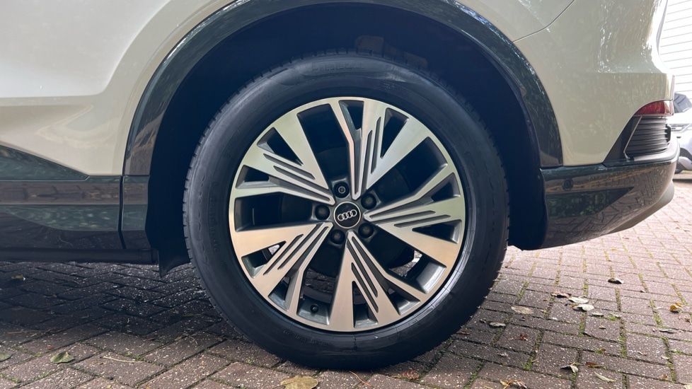 Used Audi Q4 e-tron 2023 for sale - 76261612: Photo 18