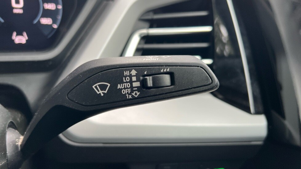 Used Audi Q4 e-tron 2023 for sale - 76261612: Photo 24