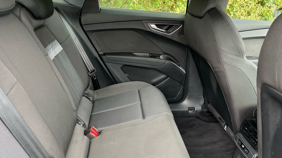 Used Audi Q4 e-tron 2023 for sale - 76261612: Photo 39