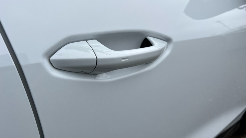 Used Audi Q4 e-tron 2023 for sale - 76261612: Photo 47