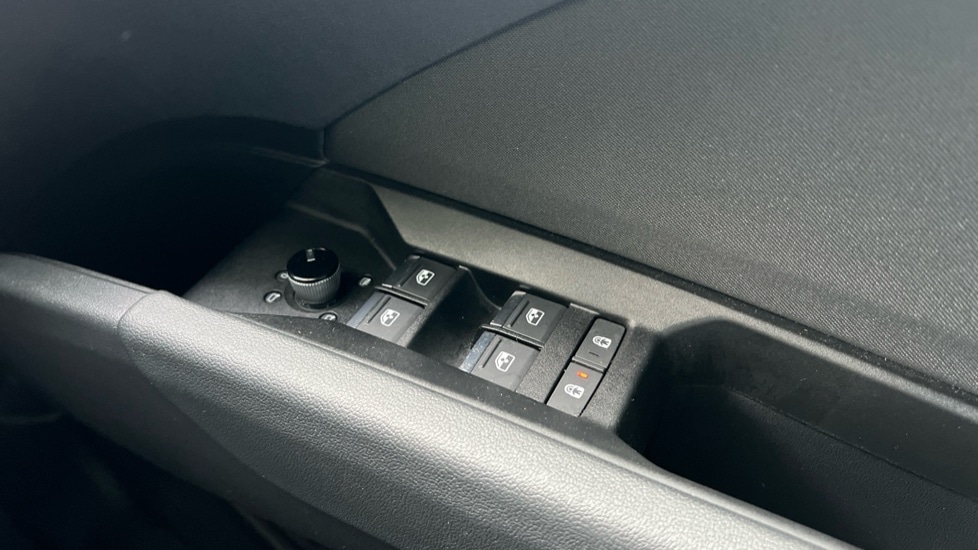 Used Audi Q4 e-tron 2023 for sale - 76261612: Photo 54