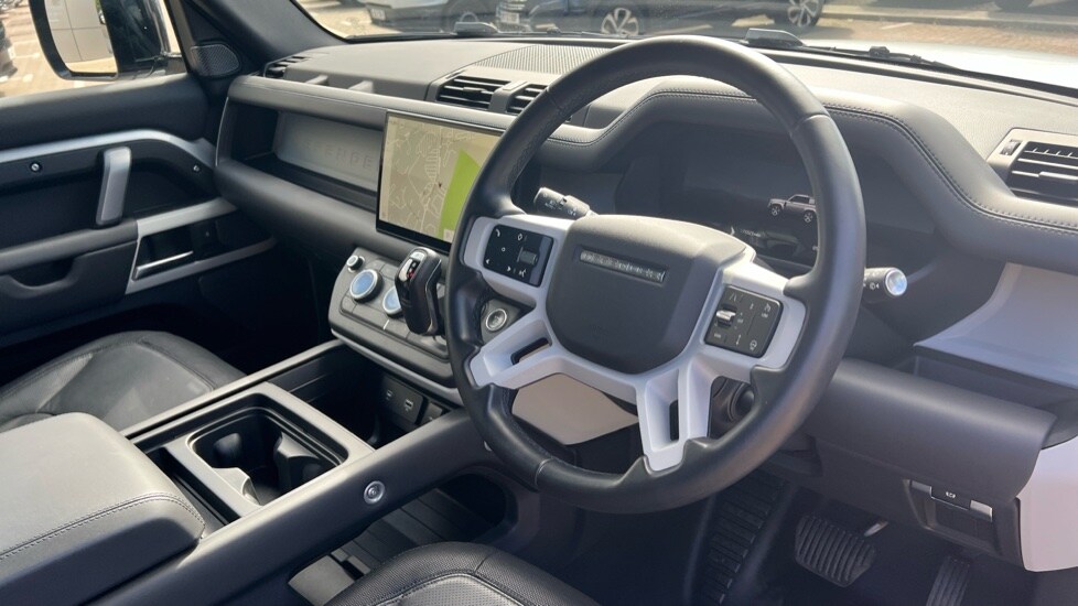 Used Land Rover Defender 2024 for sale - 76528947: Photo 28