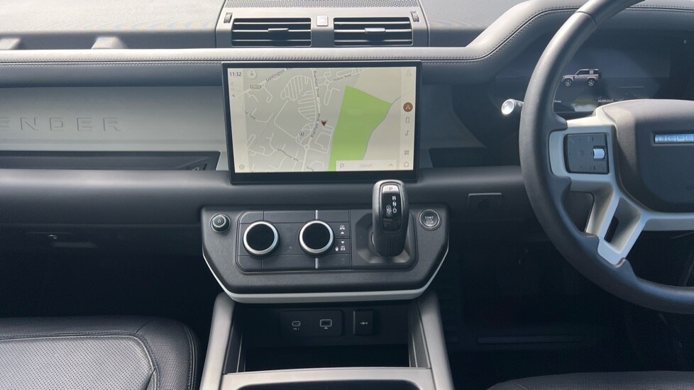 Used Land Rover Defender 2024 for sale - 76528947: Photo 29