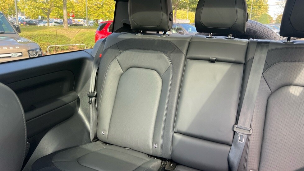 Used Land Rover Defender 2024 for sale - 76528947: Photo 38