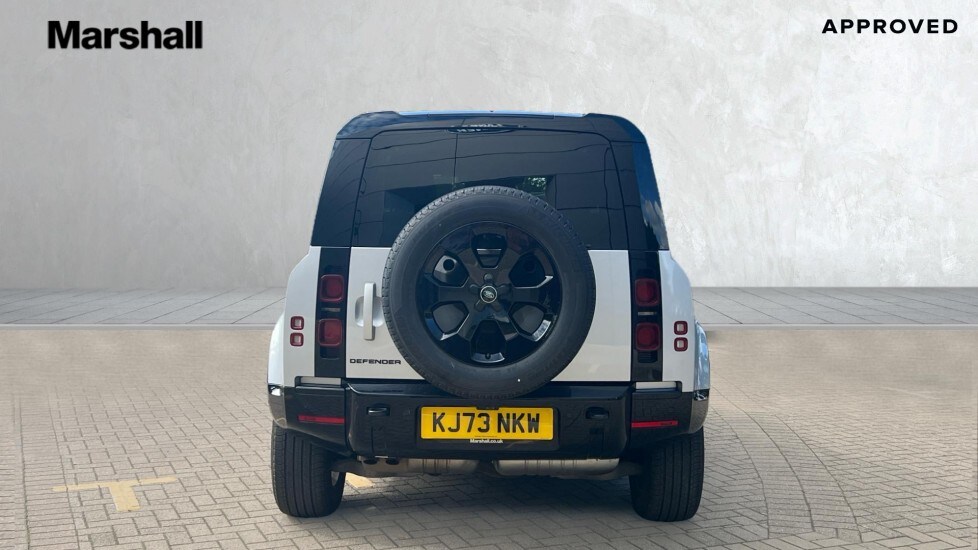 Used Land Rover Defender 2024 for sale - 76528947: Photo 6