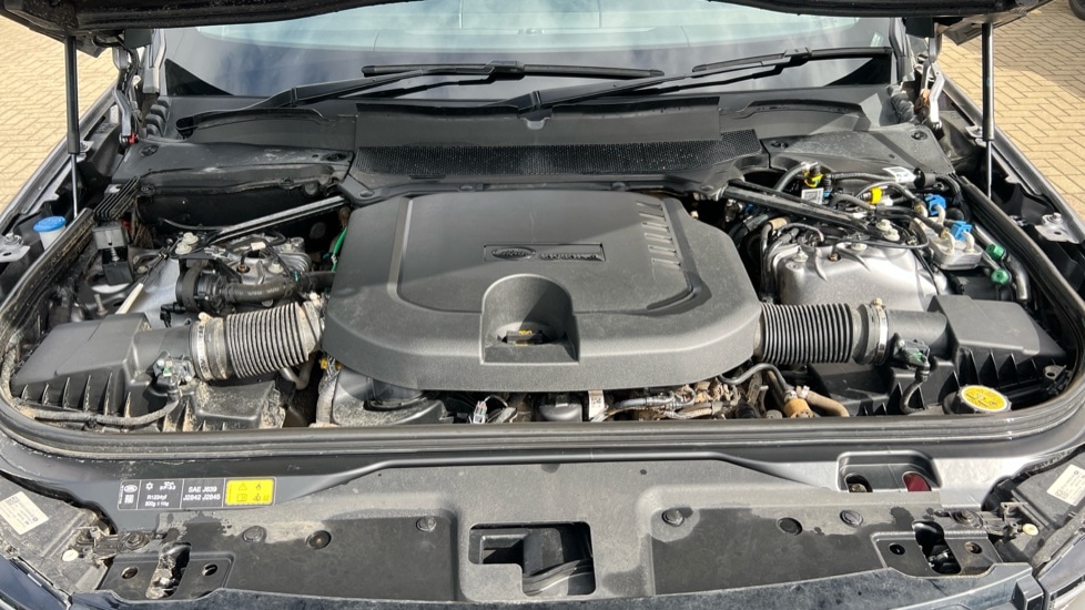 Used Land Rover Discovery 2023 for sale - 76575051: Photo 30