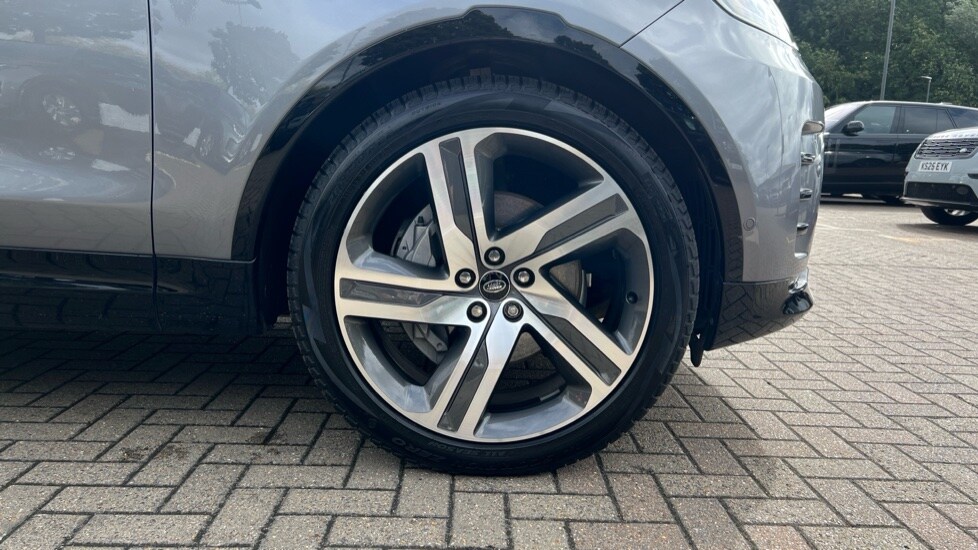 Used Land Rover Discovery 2023 for sale - 76575051: Photo 33