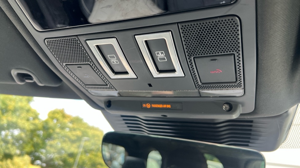 Used Land Rover Discovery 2023 for sale - 76575051: Photo 46