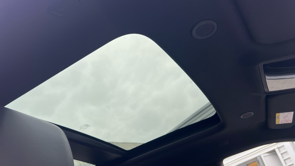 Used Land Rover Range Rover Evoque 2023 for sale - 76116782: Photo 21