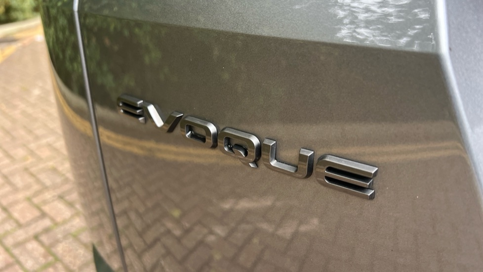 Used Land Rover Range Rover Evoque 2023 for sale - 76116782: Photo 39