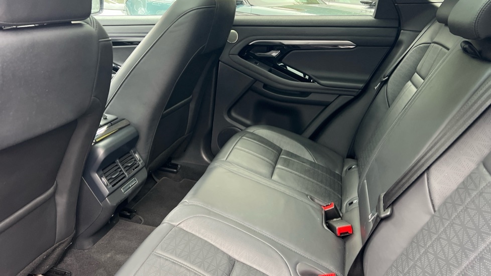 Used Land Rover Range Rover Evoque 2023 for sale - 76116782: Photo 4