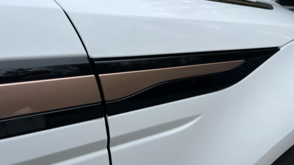 Used Land Rover Range Rover Evoque 2022 for sale - 76528882: Photo 24