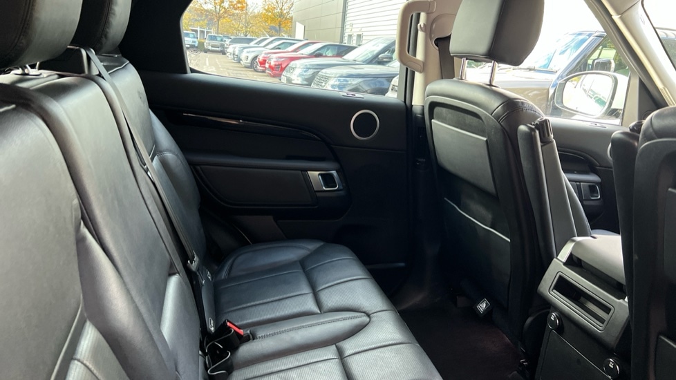 Used Land Rover Discovery 2017 for sale - 76415267: Photo 42