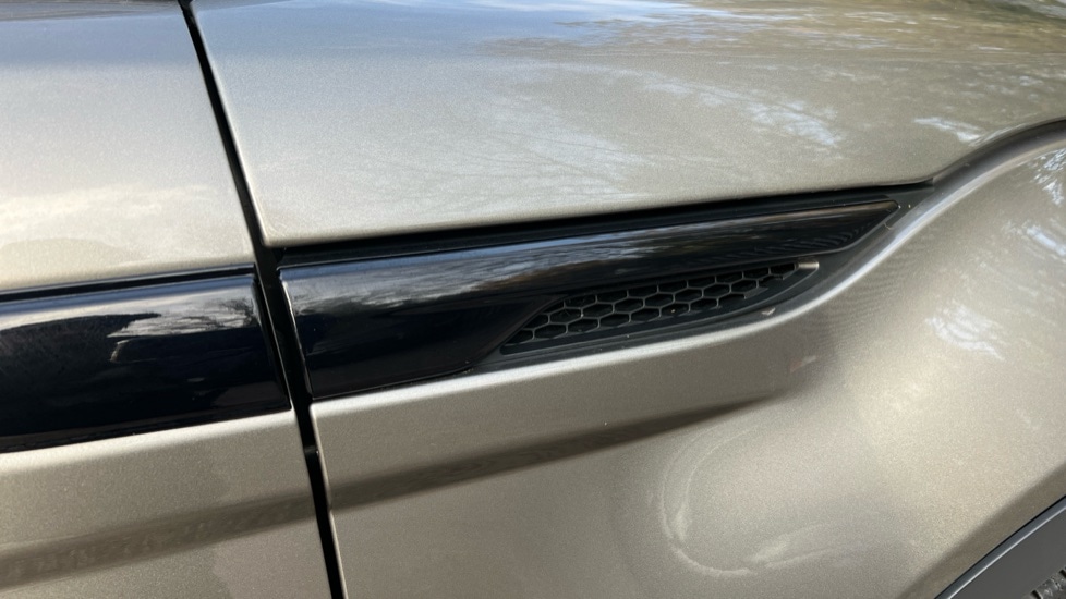 Used Land Rover Range Rover Evoque 2018 for sale - 76487463: Photo 24