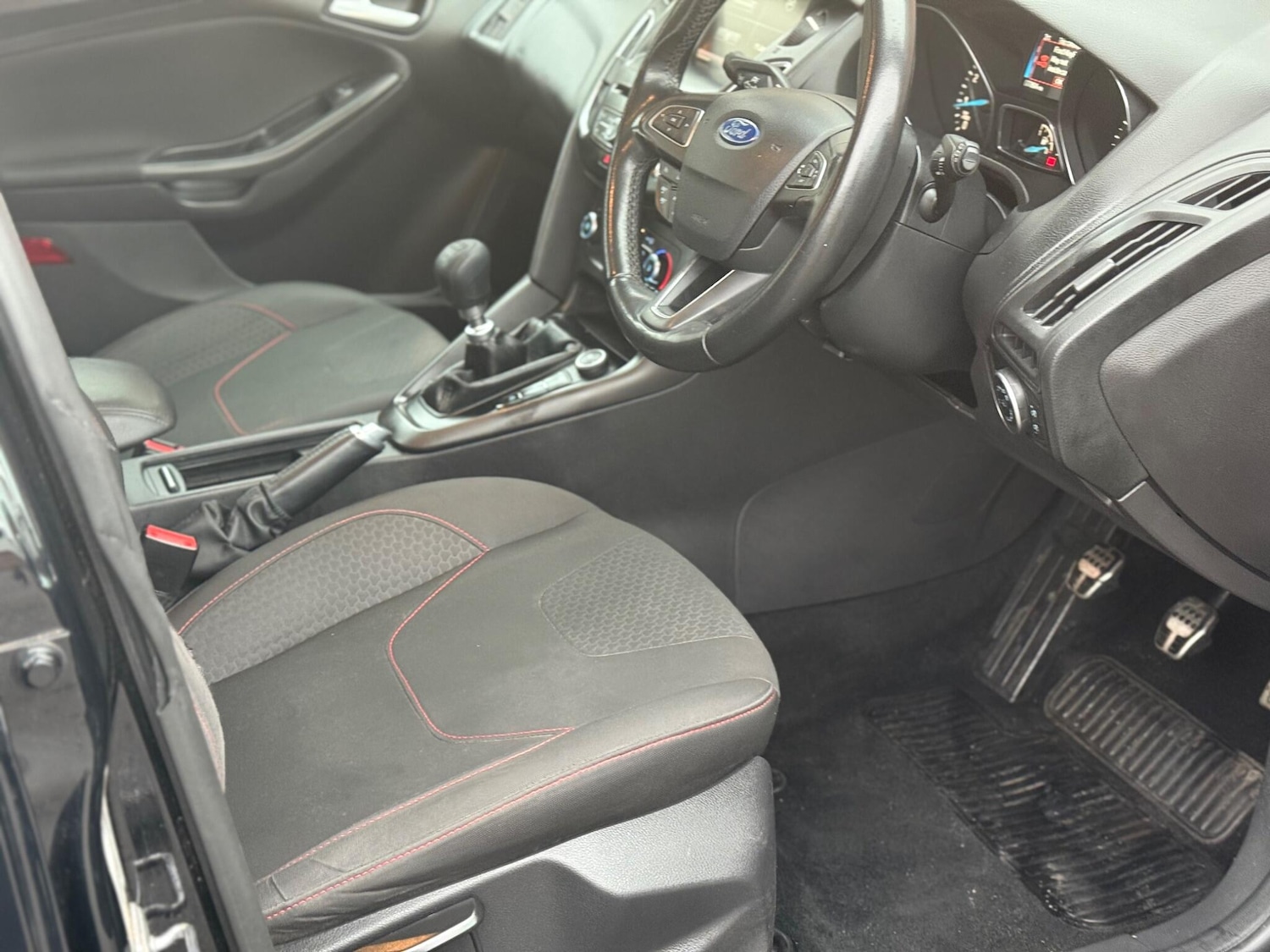 Used Ford Focus 2015 for sale - 77166479: Photo 33