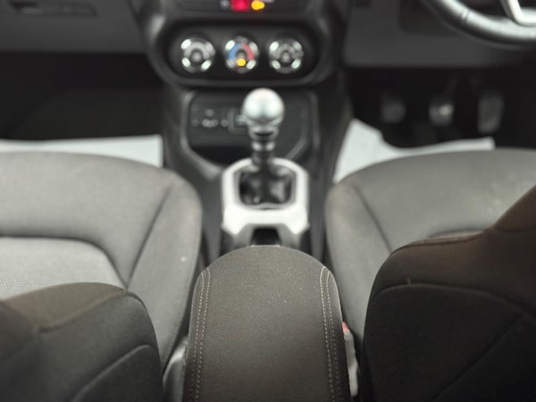 Used Jeep Renegade 2016 for sale - 76167498: Photo 21