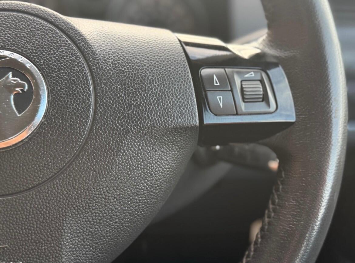 Used Vauxhall Zafira 2014 for sale - 76878378: Photo 42