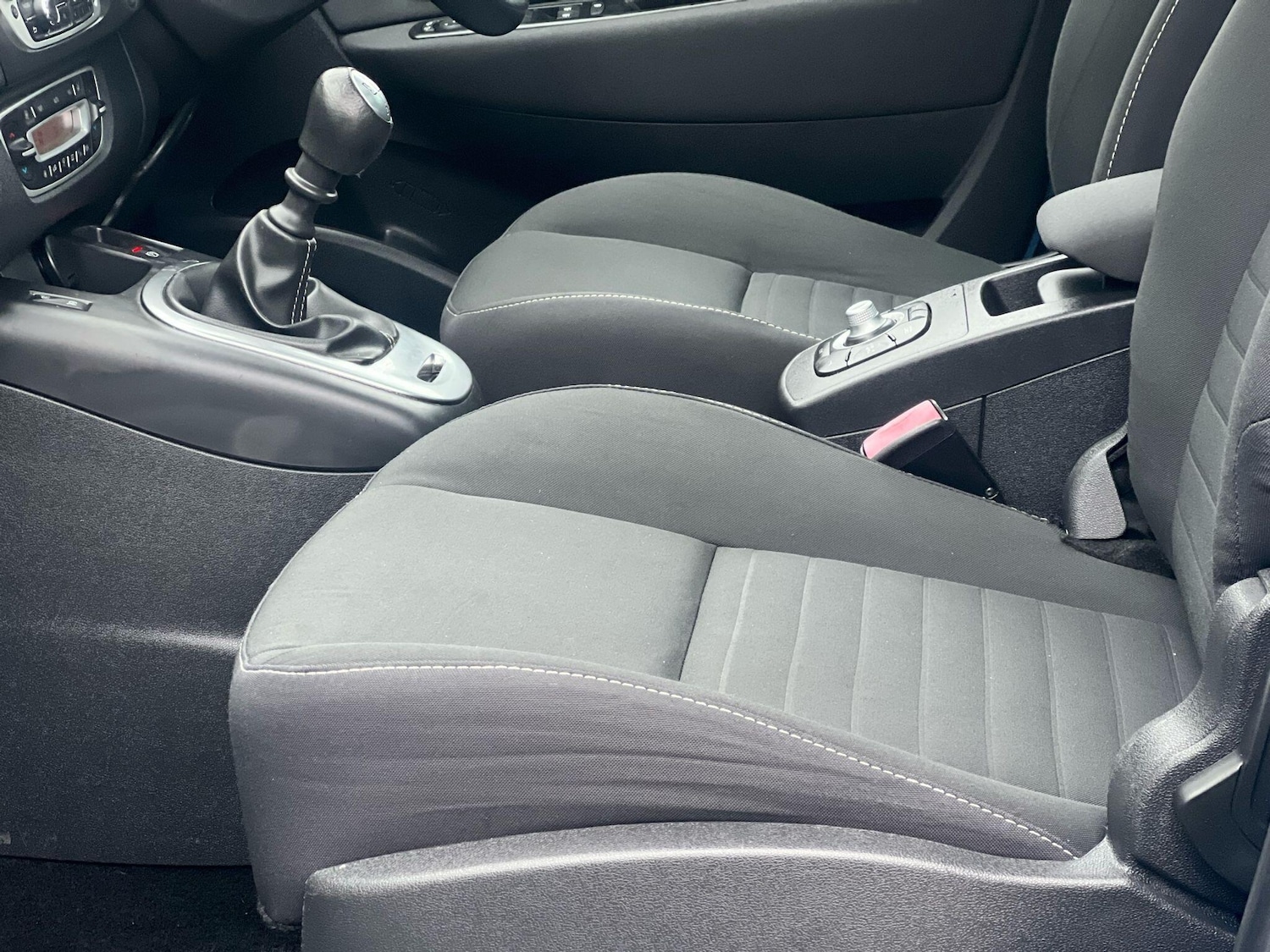 Used Renault Scenic 2016 for sale - 77331560: Photo 16