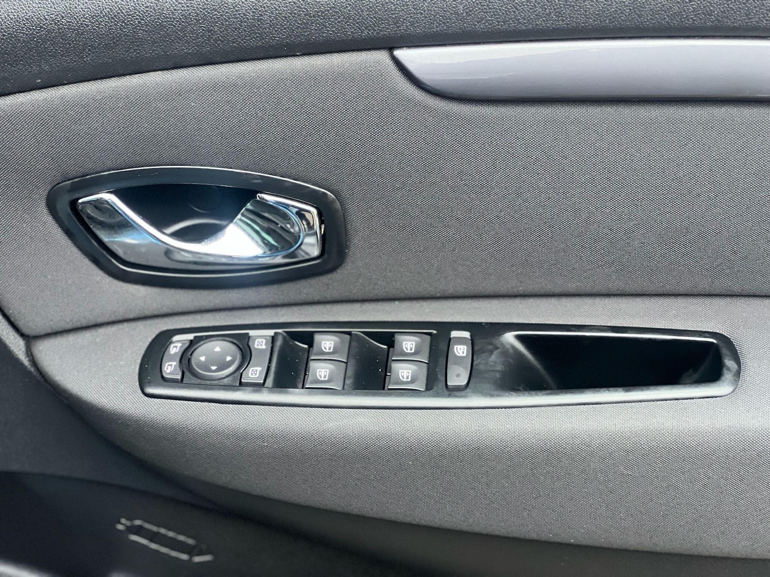 Used Renault Scenic 2016 for sale - 77331560: Photo 40