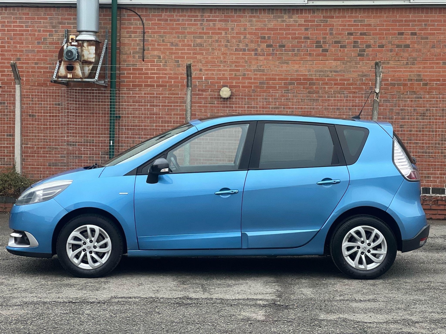 Used Renault Scenic 2016 for sale - 77331560: Photo 7