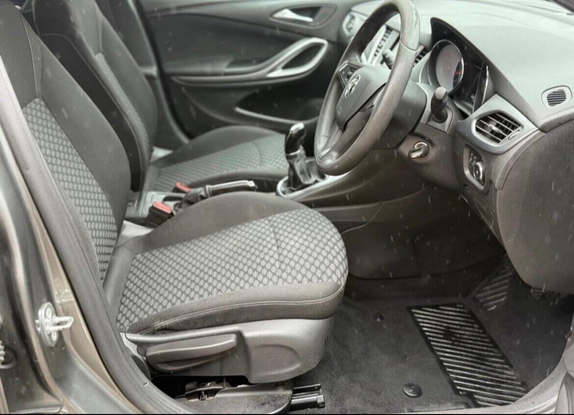 Used Vauxhall Astra 2017 for sale - 76878417: Photo 17