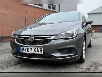 Used Vauxhall Astra 2017 for sale - 76878417: Photo