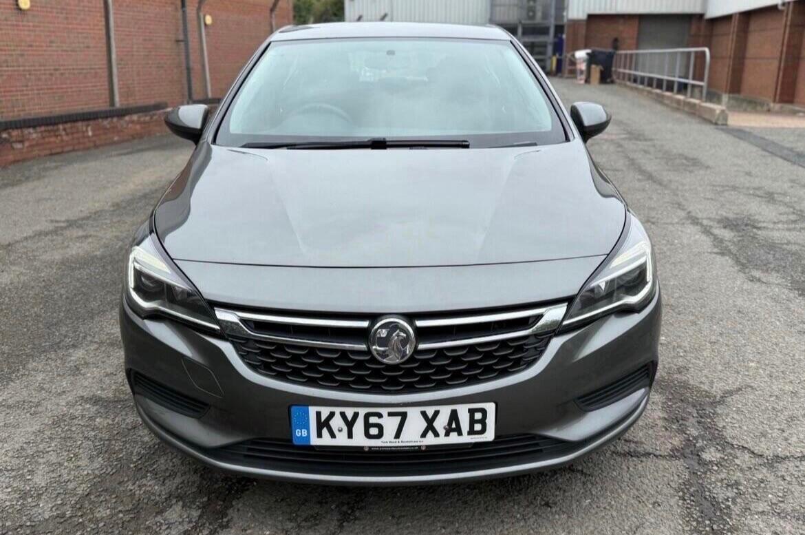 Used Vauxhall Astra 2017 for sale - 76878417: Photo 31