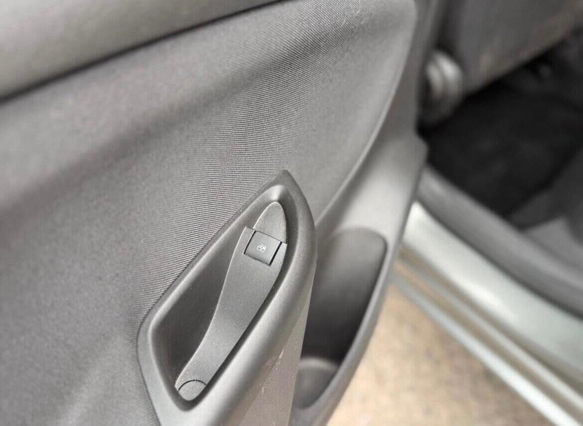 Used Vauxhall Astra 2017 for sale - 76878417: Photo 36