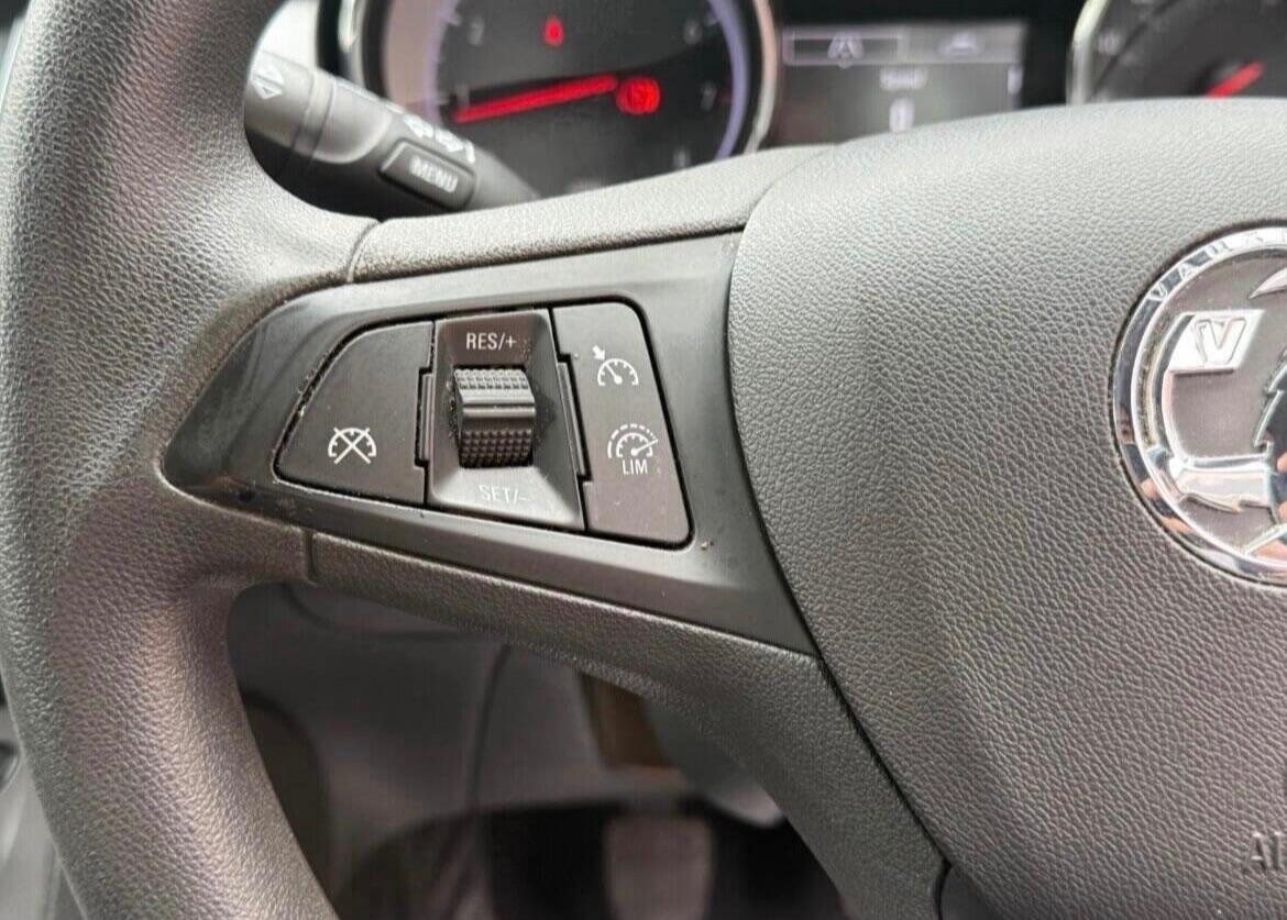 Used Vauxhall Astra 2017 for sale - 76878417: Photo 41