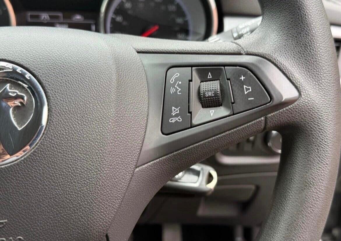 Used Vauxhall Astra 2017 for sale - 76878417: Photo 42