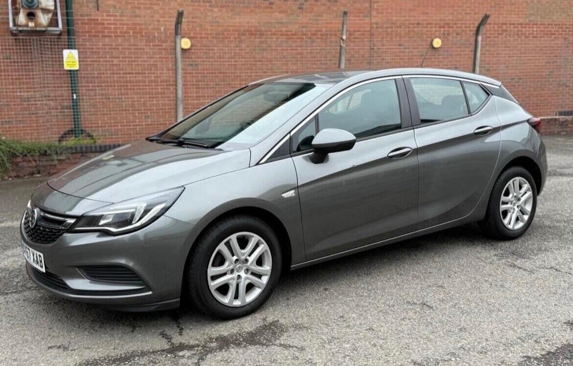 Used Vauxhall Astra 2017 for sale - 76878417: Photo 9