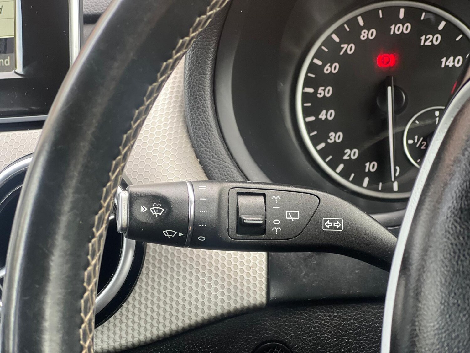 Used Mercedes-Benz B Class for sale - 77497288: Photo 41